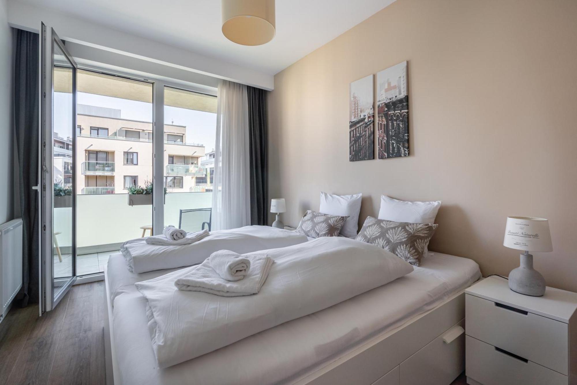 Apartment Corvex With Balcony Budapest
